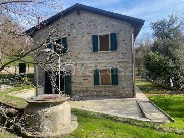 Casale in affitto a Castel San Pietro Terme via Viara, giardino privato, riscaldamento autonomo, ristrutturato TrovaCasa