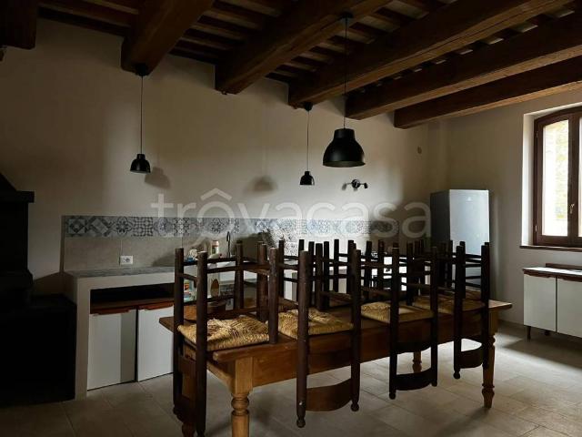 Casale in in affitto da privato ad Assisi frazione Santa Maria di Lignano, 69, da privato, parzialmente arredato, cucina abitabile TrovaCasa