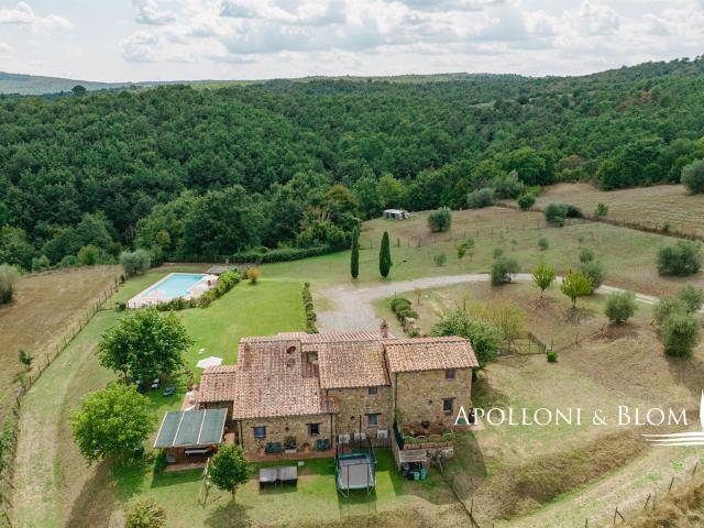 Casale in pietra con piscina e dépendance Piegaro, Umbria 317m² Piegaro