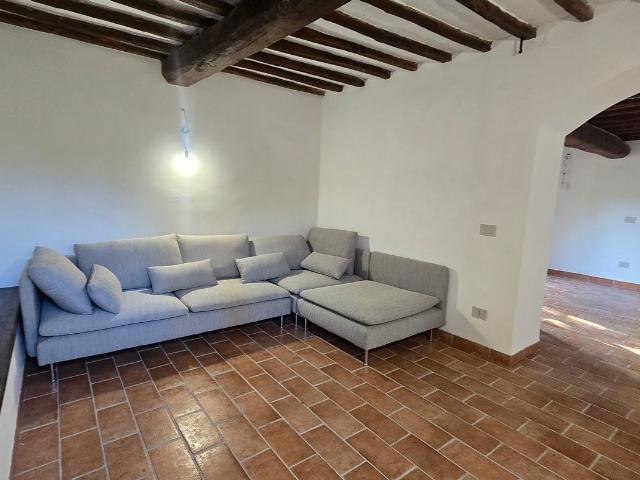 Casale in Pietra Riservato 150m² Guardea