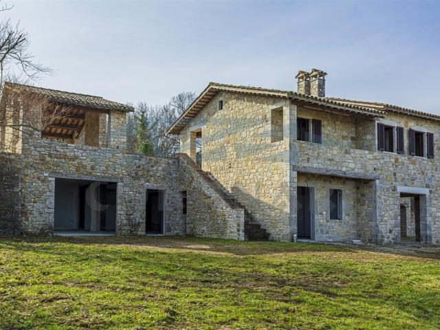 Casale in pietra Todi, Torregentile 380m² Todi