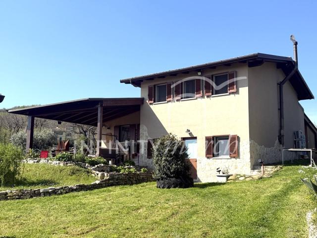 Casale in vendita a Arcevia 478m² Arcevia