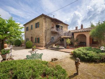 Casale in vendita a Volterra, Campagna 394m² Volterra