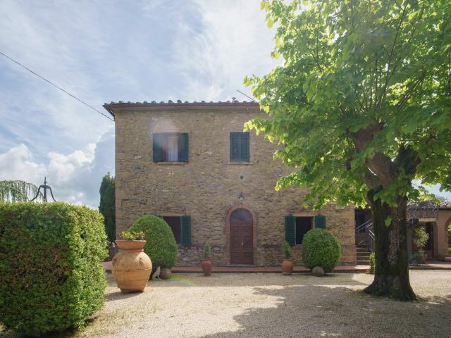 Casale in vendita a Volterra, Campagna 394m² Volterra