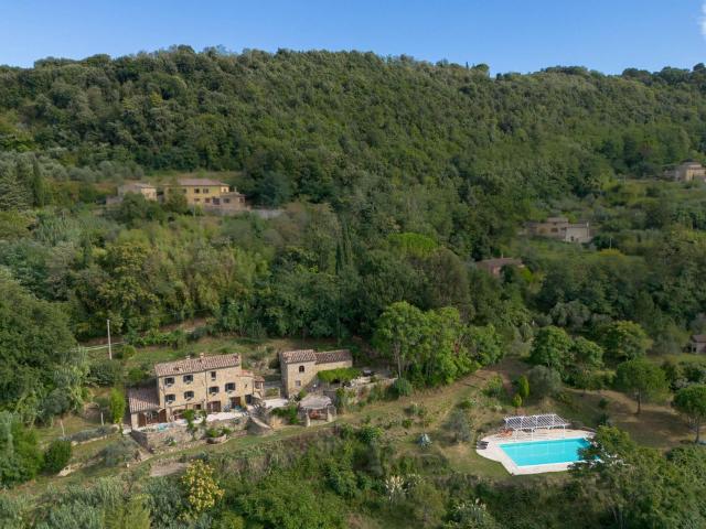 Casale in vendita a Volterra 400m² Volterra