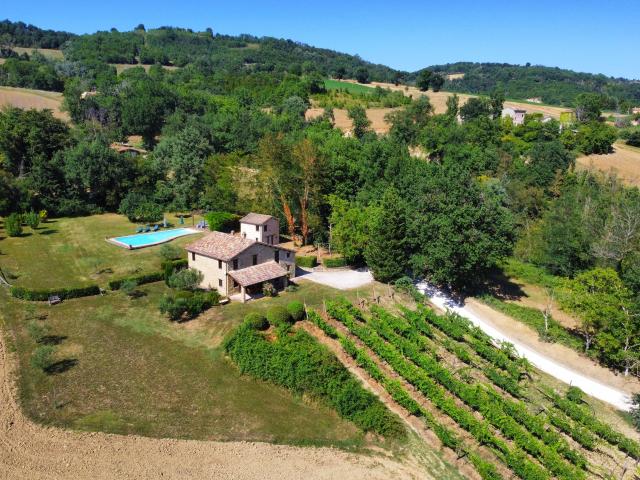 Casale Il Vigneto 250m² Gualdo