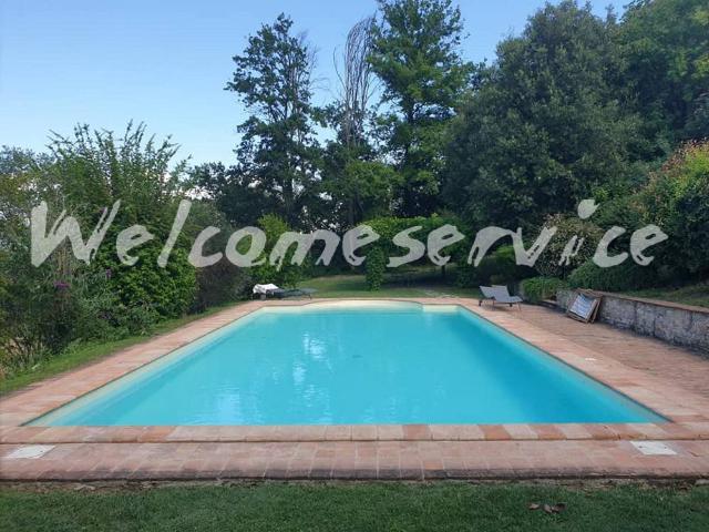 Casale, ottimo stato, 260 m², Centro, Todi