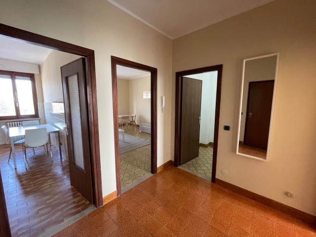 CASALE MONFERRATO – VALENTINO/OSPEDALE – TRILOCALE ARREDATO CON BOX AUTO