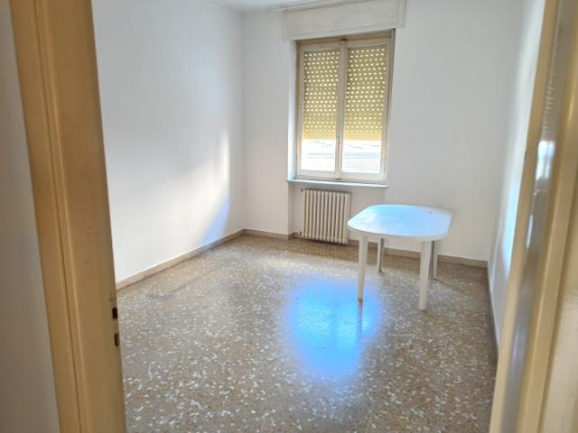 Casale Monferrato, affittasi appartamento semi arredato in centro
