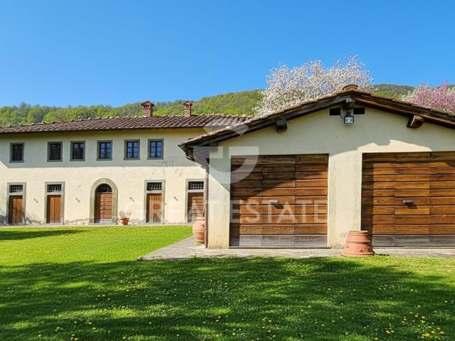 Casale Santo Forte 475m² Loro Ciuffenna