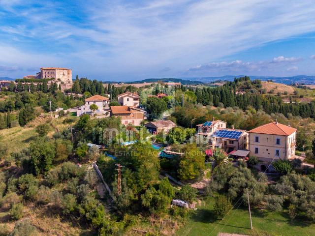 Casale Sismano: una dimora che racconta il tempo e apre a nu. 379m² Sismano