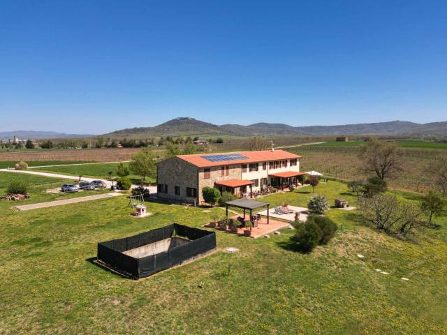 Casale spazioso vicino al Lago Trasimeno 709m² Castiglione del Lago