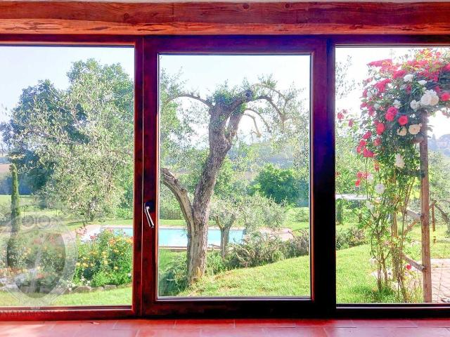 Casale Patrizio 170m² Centoia