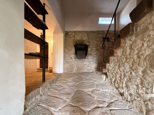 Casale panoramico del 1800 con terreno Valdichiana 394m² Civitella in Val di Chiana