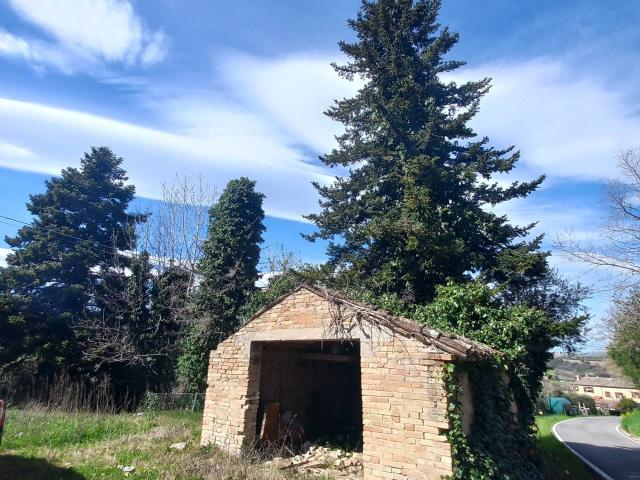 CASALE / RUSTICO in vendita a Servigliano