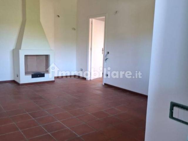 Casale via Cassia 1101, La Giustiniana, Roma