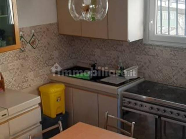 Casale via Giuseppe Garibaldi 7, Centro, Parenti