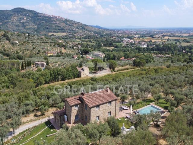 Casale Violante 300m² Cortona