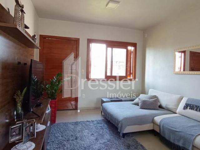 Casas 2 dormitórios São Bento