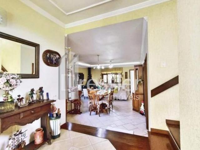 Casas 3 dormitórios