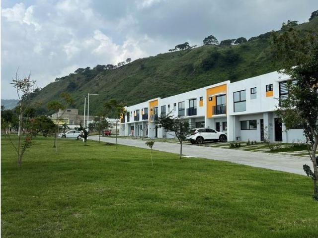 Casas y departamentos en venta en La Floresta del Colli