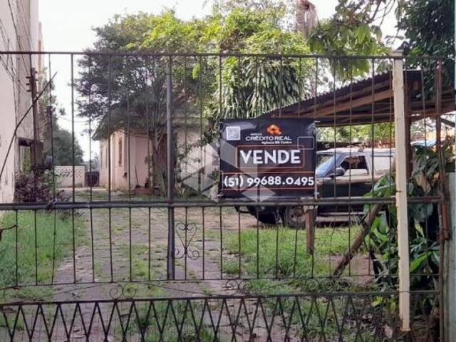 Casas à venda em terreno na Zona Sul
