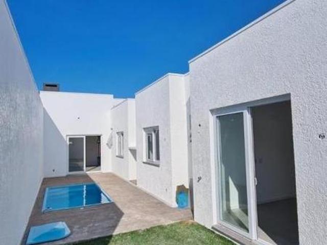 CASAS A 400 METROS DO MAR EM IMBÉ