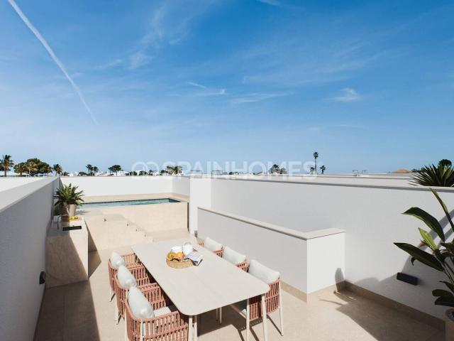 Casas adosadas con piscina y terraza en San Pedro del Pinatar