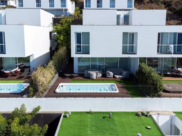 Casas Brancas 302m² São Martinho