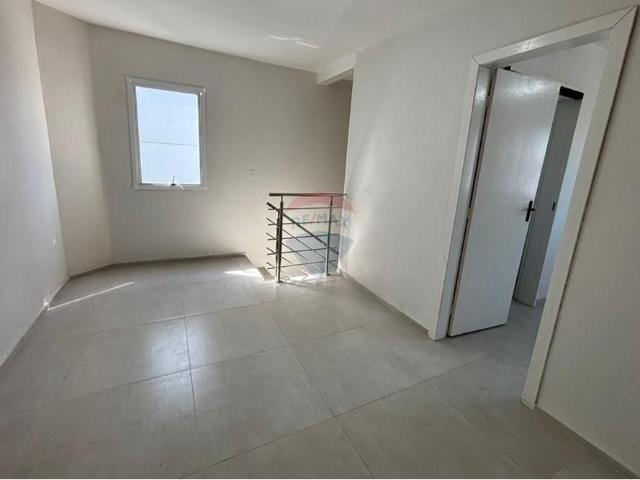 CASAS COM 02 SUÍTES EM CONDOMINIO FECHADO