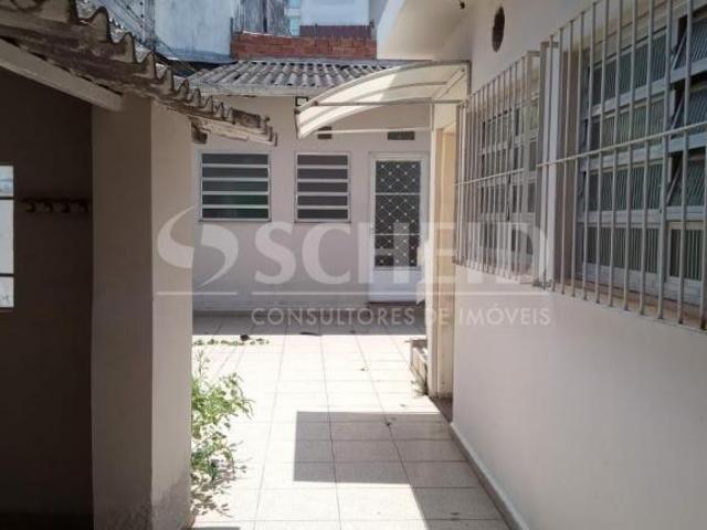 Casas comerciais no mesmo terreno com 244m2 no Jardim Marajoara