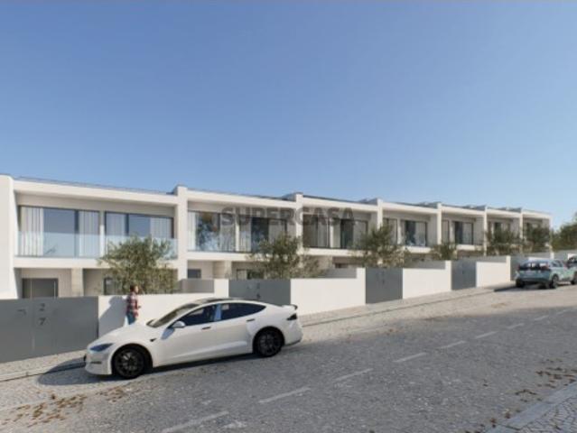 Casas das Oliveiras, 2 frentes, Fracção C, T3 Gondomar