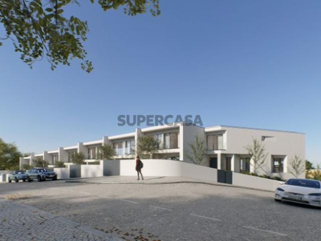 Casas das Oliveiras, 2 Frentes, Fracção D, T3 Gondomar