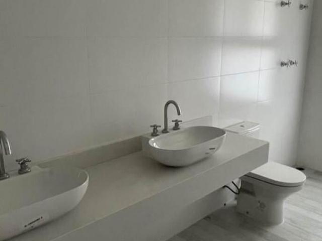Casas de Alto Padrão no Jardim Cordeiro