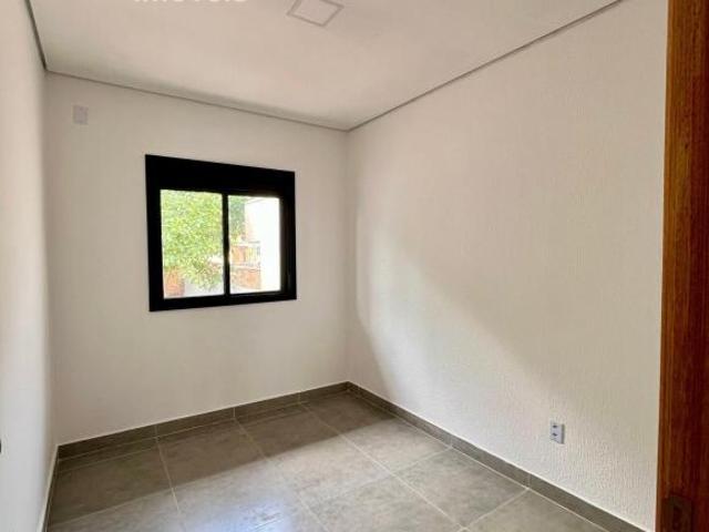 Linda casa à venda no bairro Neópolis Gravataí/RS