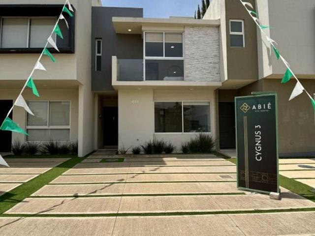 CASAS EN VENTA ZONA VALLE IMPERIAL: MODELO CYGNUS