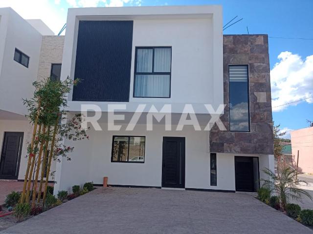 Casas en Venta Avenida California Fraccionamiento 20 de Noviembre