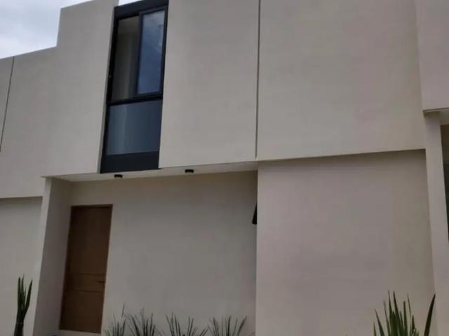 Casas en Venta en Coto Lomas del Cerrito, Uruapan