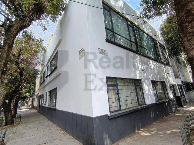 Casa en Venta en Clavería Azcapotzalco, Amplia y Bien Ubicada 27 CV 5782