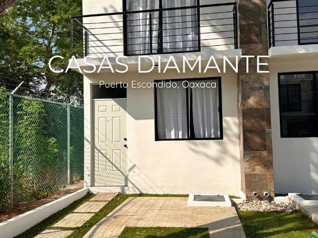 Casas en Venta en Fraccionamiento Brisas Diamante ? Puerto Escondido, Oaxaca aplican cr?ditos