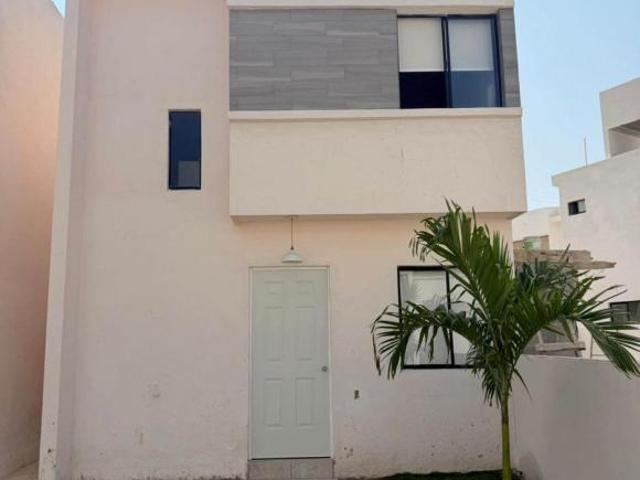 CASAS EN VENTA FRACC. JARDINES DE CHAMPAYAN TAMPICO