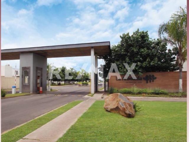 Casas en Venta, LA ARBOLEDA, Fracc. Real del Valle, Tlajomulco
