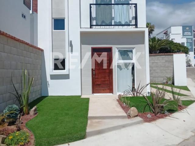 CASAS EN VENTA FRENTE AL MAR EN ROSARITO B.C. MODELO MONACO PLUS