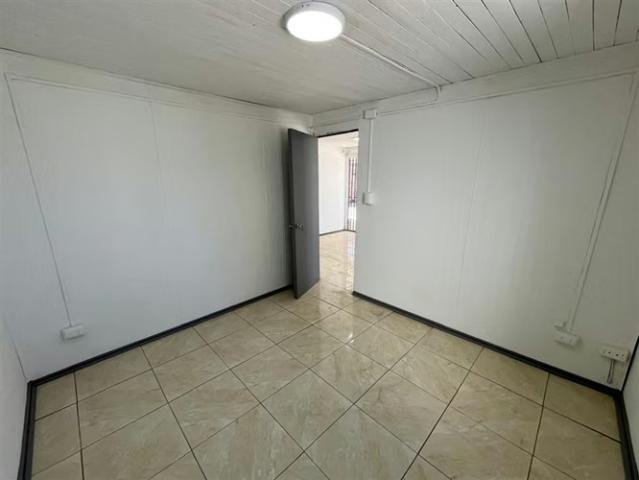Casas en arriendo en Talagante | Local comercial centro Talagante ubicación estratégica 5 dormitorios por CLP 1990. 00