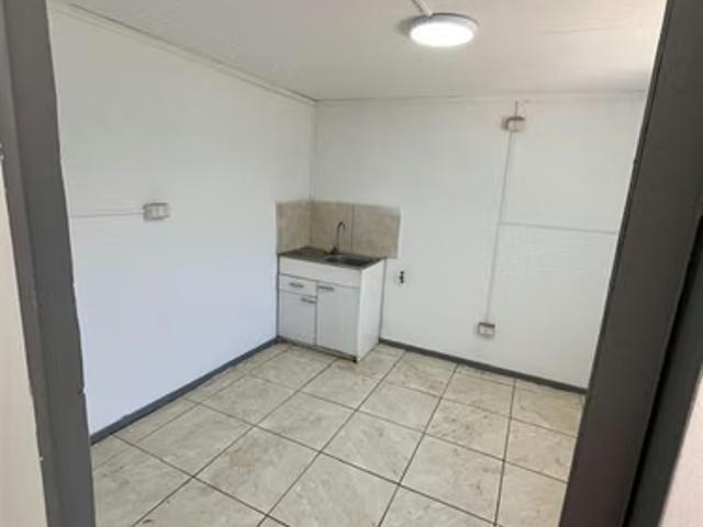 Casas en arriendo en Talagante | Local comercial centro Talagante ubicación estratégica 5 dormitorios por CLP 1990. 00