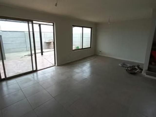 Casas en arriendo en Talca | Amplia Casa en Arriendo – Los Avellanos, Las Rastras, Talca 3 dormitorios por CLP 550000.00