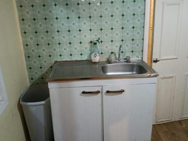 Casas en arriendo en Valdivia | Casa a 3 cuadras de la plaza 2 dormitorios por CLP 450000.00