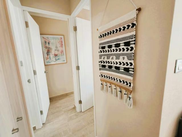 Casas en arriendo en valparaíso | ¡excelente oportunidad! Departamento seminuevo amoblado + estacionamiento y bodega 2 dormitorios por clp 580000.00
