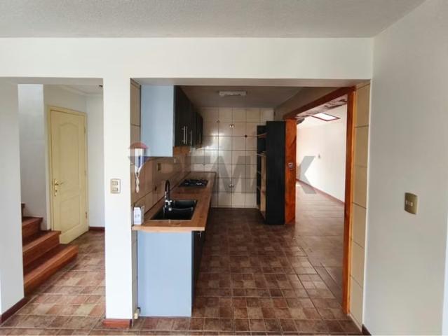 Casas en arriendo en Villa Alemana | Arriendo casa sector privilegiado de aranda 4 dormitorios por CLP 850000.00