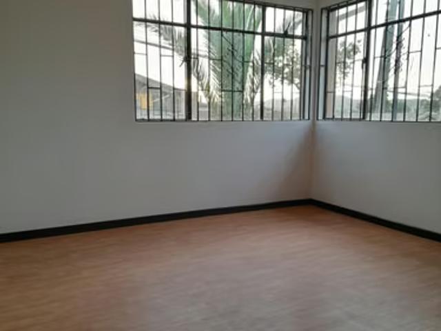 Casas en arriendo en Villa Alemana | Casa 3D/1B/2E Central. Cumming con A. Neff 3 dormitorios por CLP 550000.00